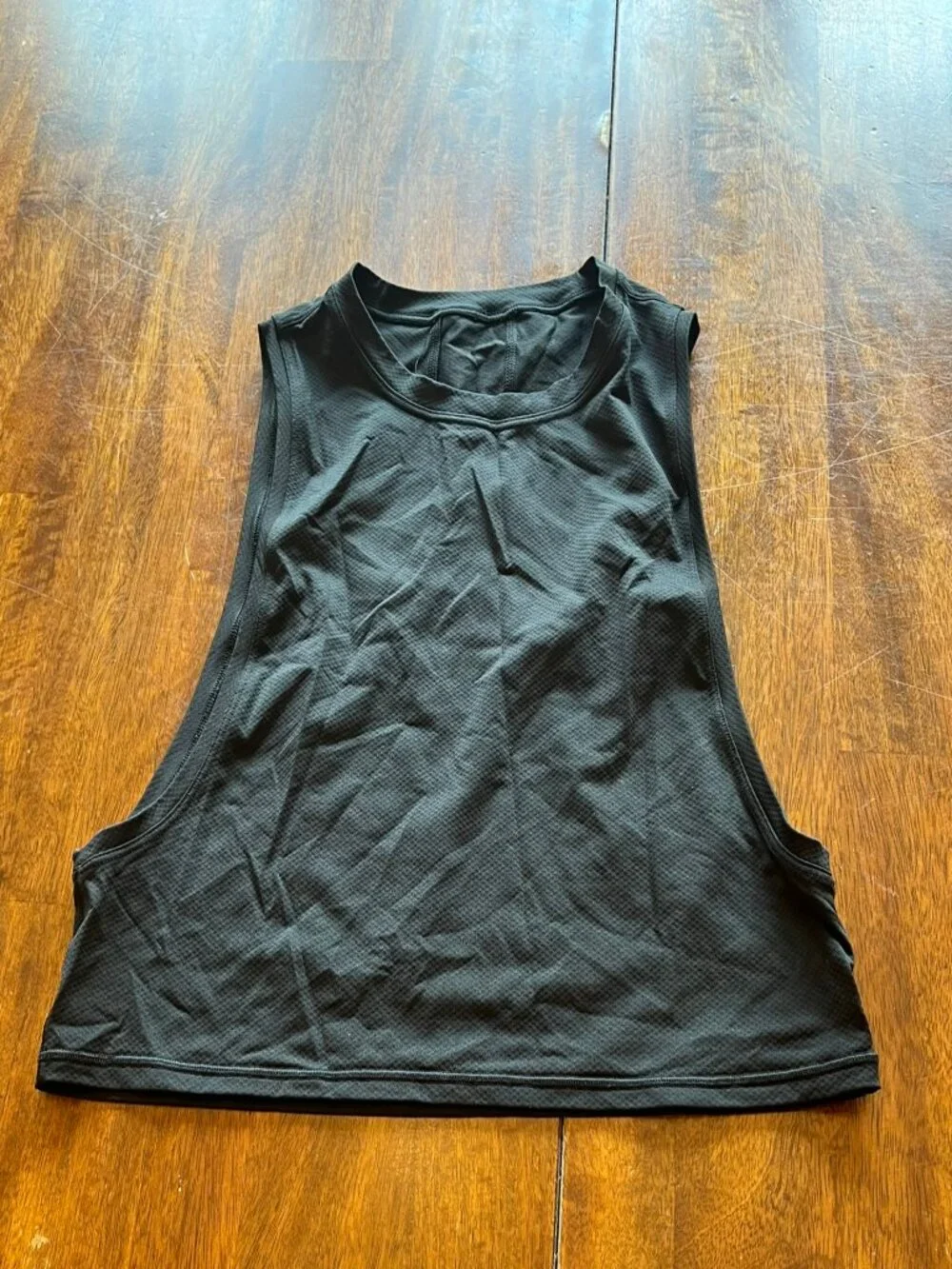 Lululemon Black Seamless Tank Crop Top *No Size Tag - See Measurements